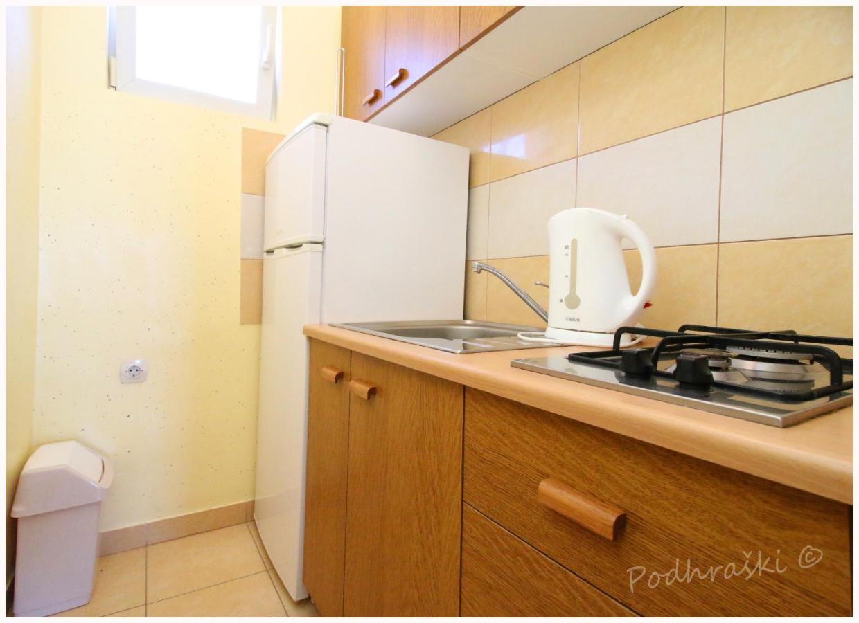 Primosten Apartments Екстериор снимка