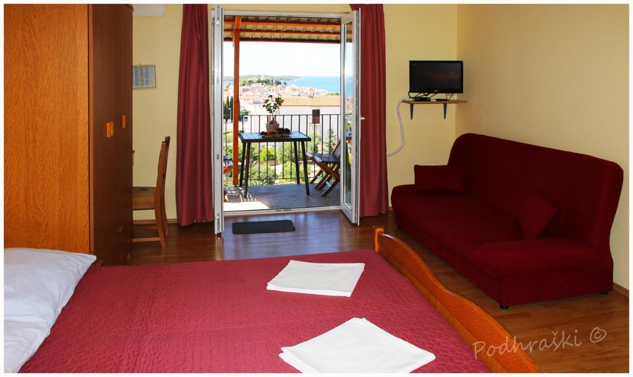 Primosten Apartments Екстериор снимка